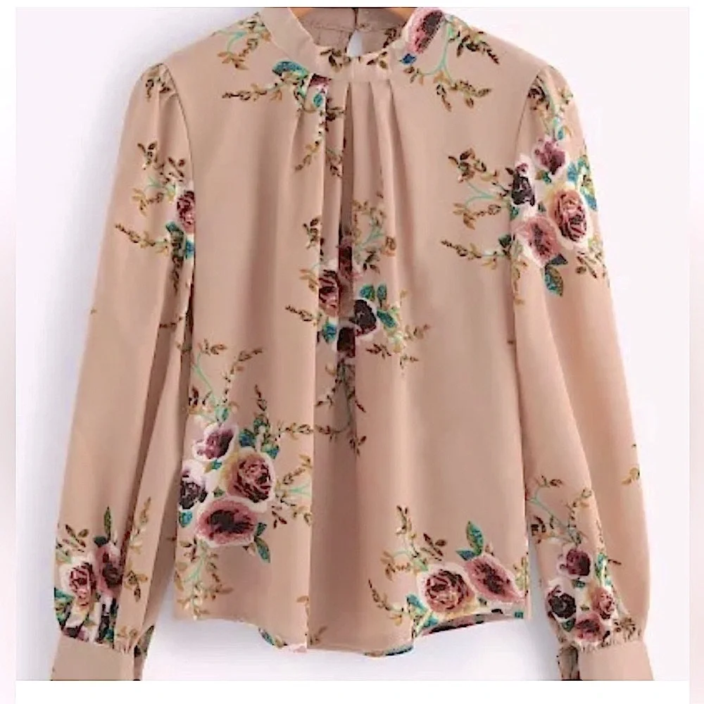 Macy’s Floral Chiffon Pleated Blouse - Picture 1 of 8